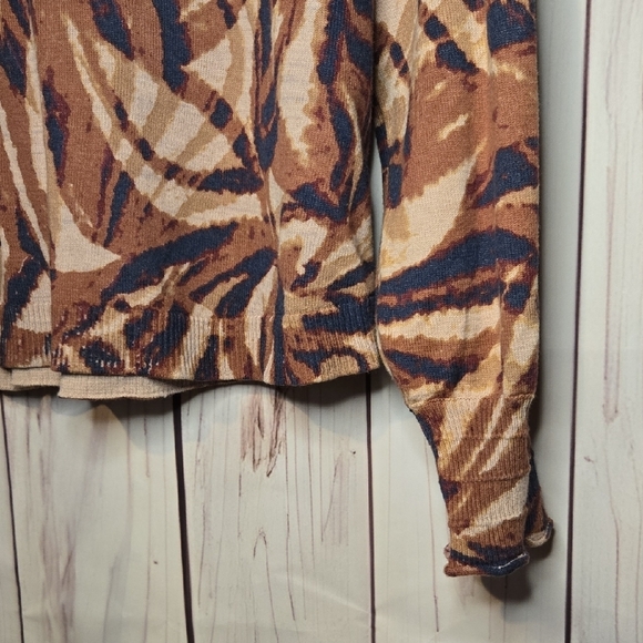 Democracy Swirl Pattern Brown and Blue Sweater Plus Size 1X - Picture 4 of 9